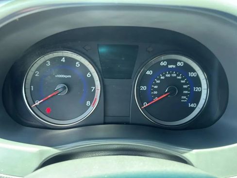 Used 2017 Hyundai Accent SE FWD image 12