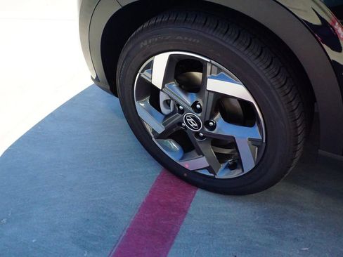 New 2026 Hyundai Venue SEL FWD image 8