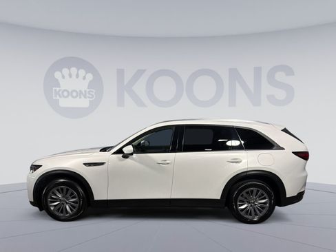 Used 2024 MAZDA CX-90 Plug-In Hybrid w/ Preferred AWD/4WD image 2