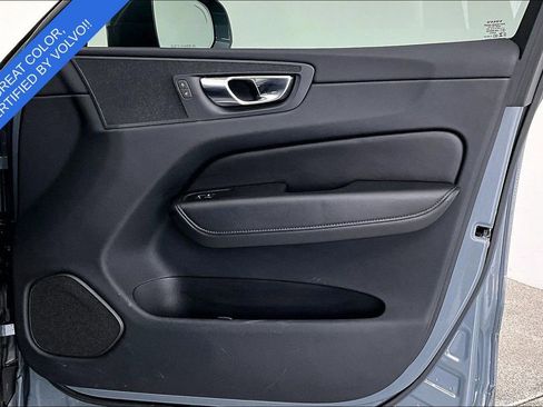Used 2023 Volvo XC60 B5 Core w/ Climate Package image 25