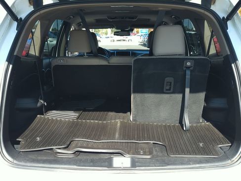 Used 2016 Honda Pilot Touring image 25