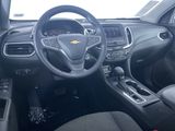 Used 2023 Chevrolet Equinox LT image 2