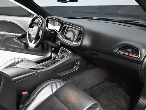 Used 2018 Dodge Challenger SRT Hellcat image 21