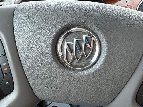 Used 2012 Buick Enclave Leather AWD/4WD image 21