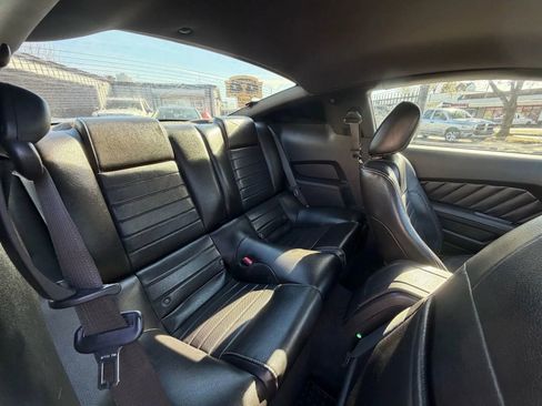 Used 2010 Ford Mustang GT image 13