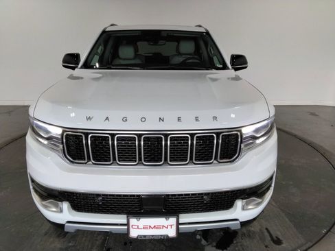 Used 2023 Jeep Wagoneer Series II w/ Premium Group I image 3