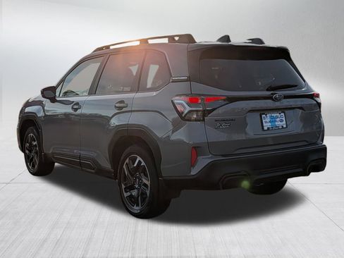 Certified 2025 Subaru Forester Limited image 5