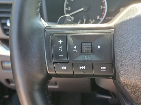 Used 2025 Nissan Rogue SV w/ SV Premium Package AWD/4WD image 23