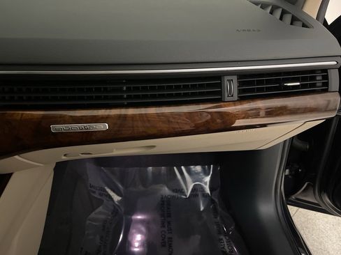 Used 2017 Audi A4 2.0T allroad Prestige w/ Prestige Package image 40