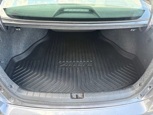 Used 2017 Honda Accord EX-L image 31
