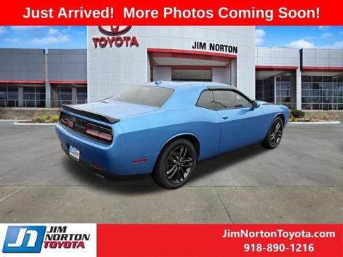 Used 2019 Dodge Challenger SXT w/ Plus Package AWD/4WD image 7