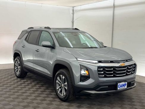 New 2026 Chevrolet Equinox LT image 8