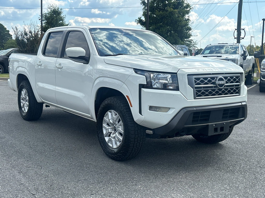 Used 2023 Nissan Frontier SV w/ SV Convenience Package AWD/4WD image 3