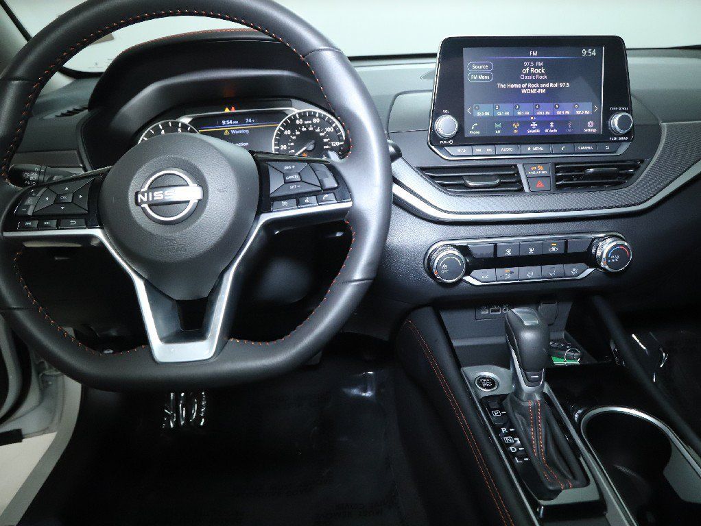 Certified 2025 Nissan Altima 2.5 SR AWD/4WD image 28