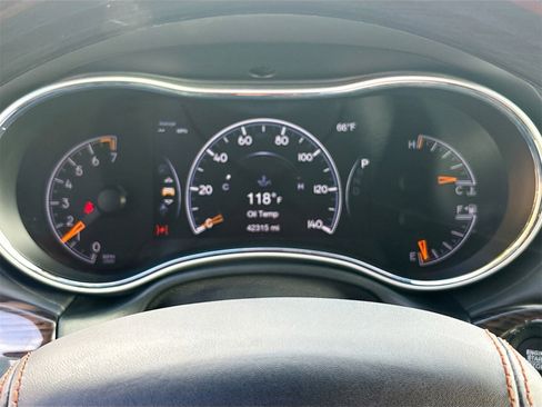 Used 2020 Jeep Grand Cherokee Summit image 12