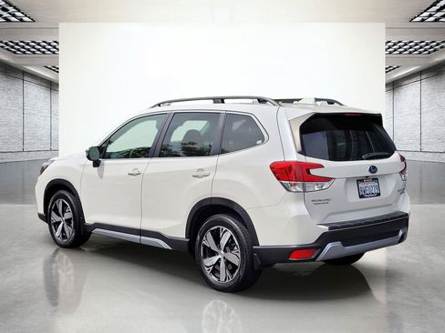 Used 2021 Subaru Forester Touring w/ Popular Package #2 AWD/4WD image 9