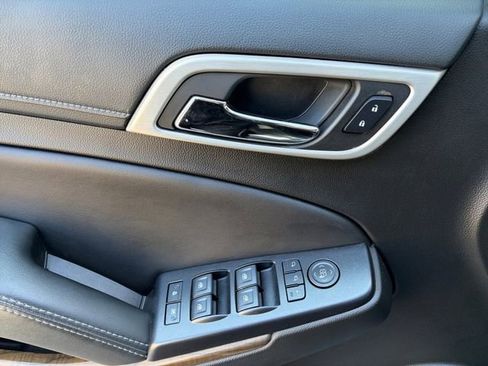 Used 2018 GMC Yukon XL Denali w/ Denali Ultimate Package image 4