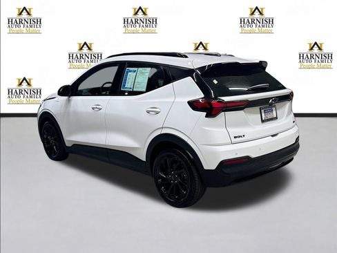 Used 2027 Chevrolet Bolt RS FWD image 8