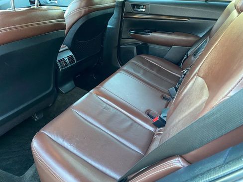 Used 2014 Subaru Outback 3.6R Limited image 15