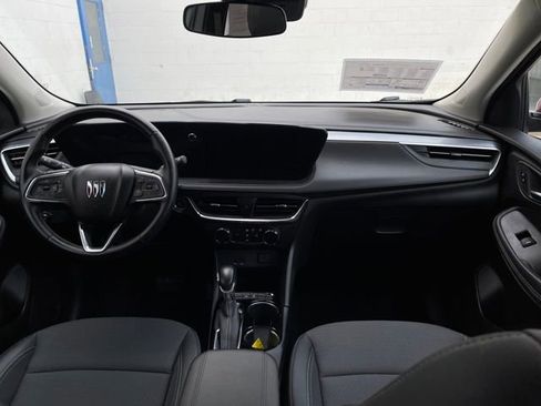 Used 2024 Buick Encore GX Preferred image 25