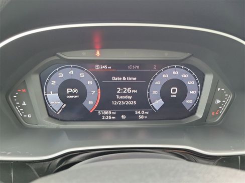 Used 2020 Audi Q3 2.0T Premium Plus w/ Premium Plus Package image 7