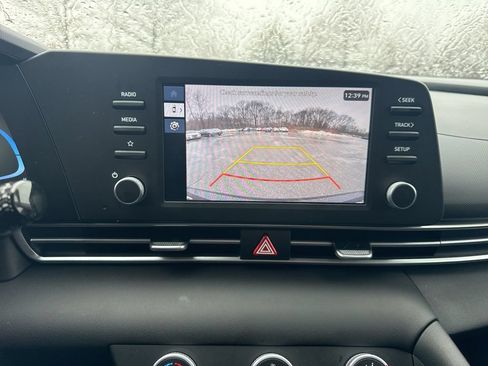 Certified 2026 Hyundai Elantra SE FWD image 22