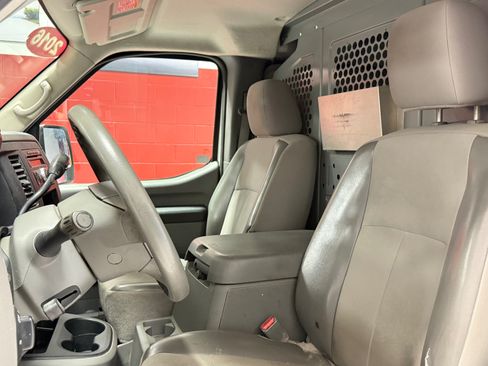 Used 2016 Nissan NV 2500 SV RWD image 18