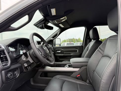 New 2025 RAM 2500 Big Horn image 9