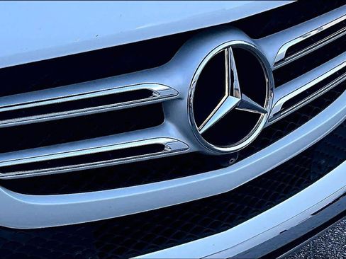 Used 2018 Mercedes-Benz GLE 350 4MATIC image 29