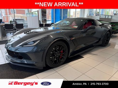 Used 2019 Chevrolet Corvette Z06 RWD image 1
