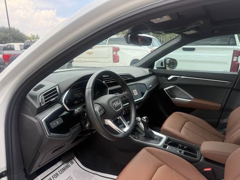 Used 2023 Audi Q3 2.0T Premium Plus AWD/4WD image 5