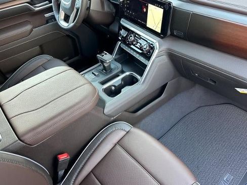 New 2026 GMC Sierra 1500 Denali w/ Technology Package AWD/4WD image 16