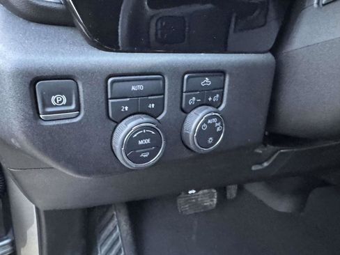 Used 2025 Chevrolet Silverado 1500 LT image 25