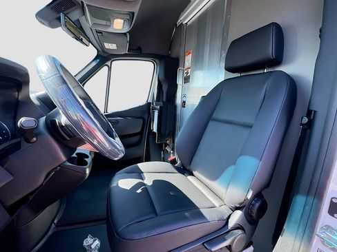 New 2026 Mercedes-Benz Sprinter 2500 image 12