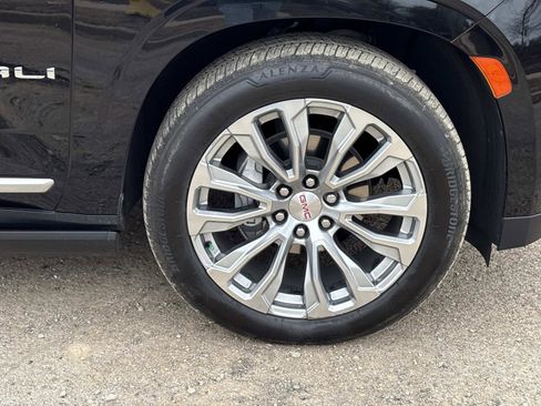 Certified 2024 GMC Yukon XL Denali w/ Advanced Technology Package image 11