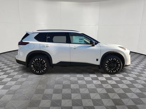 New 2026 Nissan Rogue Dark Armor FWD image 4