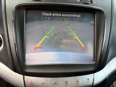 Used 2018 Dodge Journey SXT w/ Premium Group FWD image 21