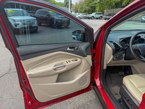 Used 2017 Ford Escape Titanium w/ Equipment Group 301A FWD image 14