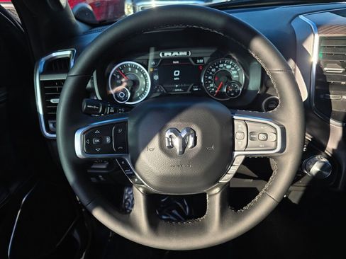 Used 2025 RAM 1500 Laramie image 30