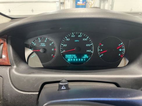 Used 2006 Chevrolet Impala LT w/ Preferred Equipment Group FWD image 27
