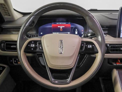 Used 2022 Lincoln Aviator Reserve w/ Equipment Group 201A AWD/4WD image 29