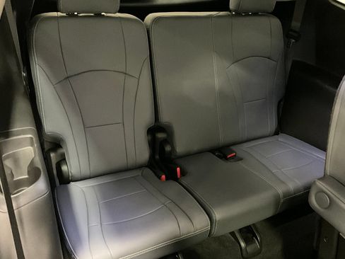 Used 2019 Buick Enclave Premium w/ Experience Buick Package AWD/4WD image 26