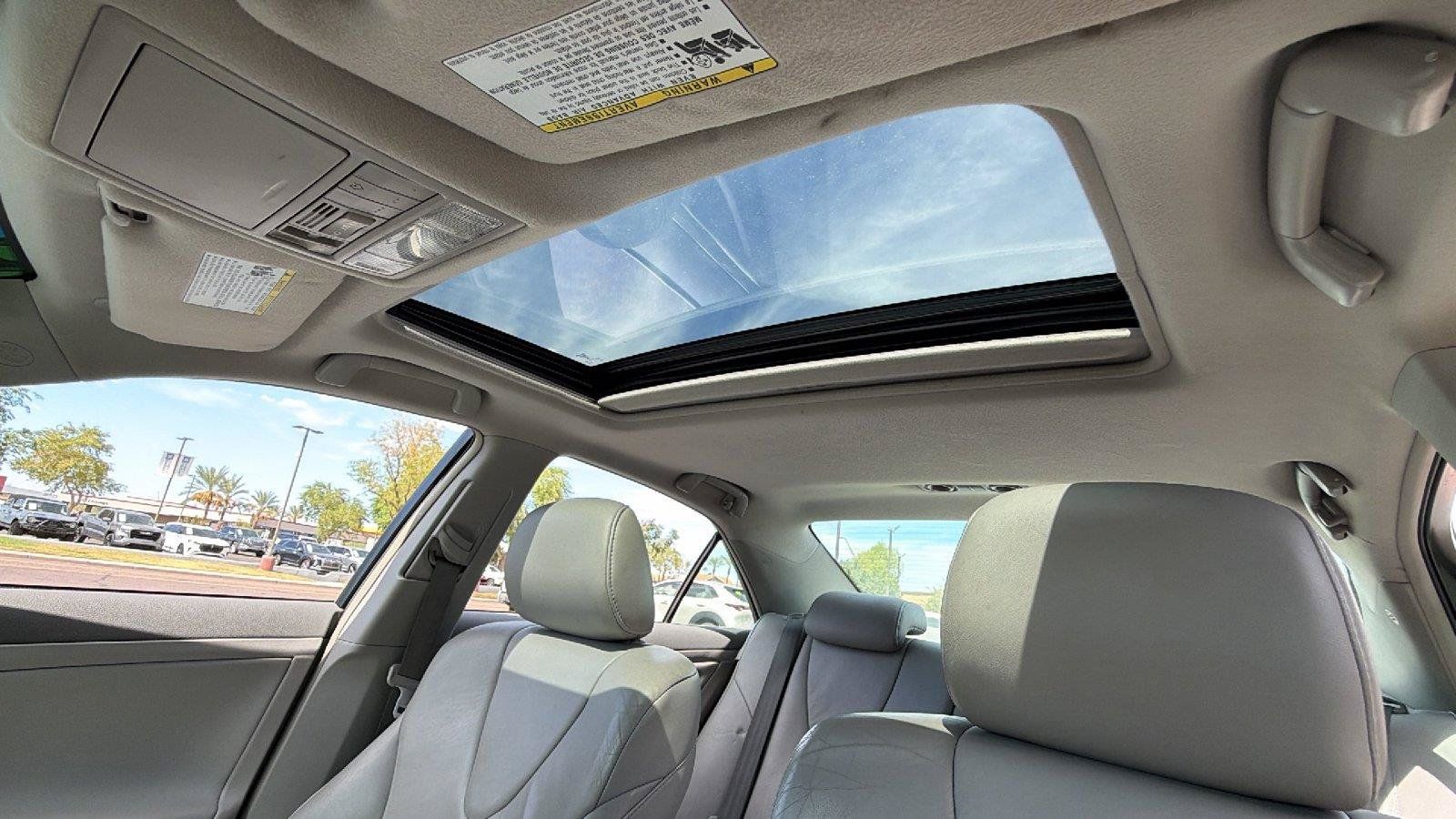 Used 2011 Toyota Camry Hybrid FWD image 22