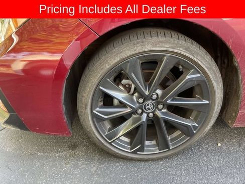 Used 2024 Toyota Corolla SE FWD image 2
