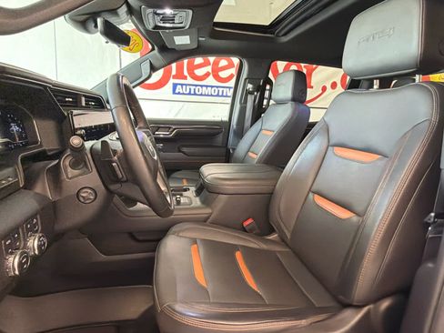 Used 2024 GMC Sierra 1500 AT4 w/ Technology Package AWD/4WD image 18