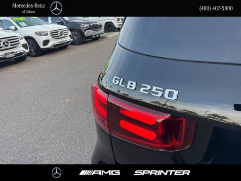 Certified 2025 Mercedes-Benz GLB 250 image 6