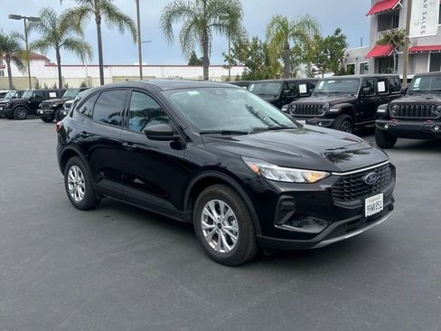 Used 2025 Ford Escape Active AWD/4WD image 6