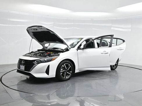 Used 2024 Nissan Sentra SV image 41