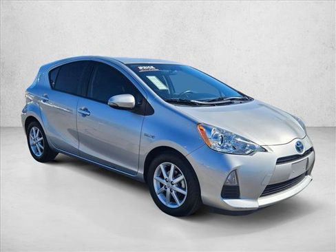 Used 2014 Toyota Prius C Three FWD image 3