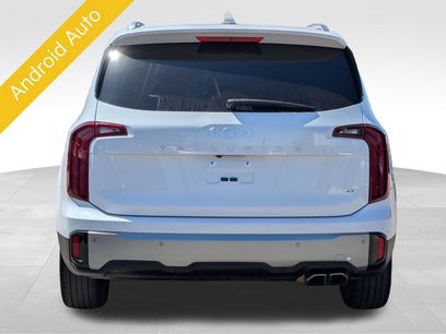 Used 2024 Kia Telluride S w/ S Sunroof Package